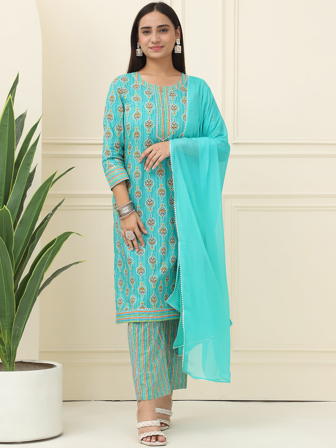 Turquoise Blue Floral Printed Pure Cotton Kurta With Trousers & Chiffon Dupatta