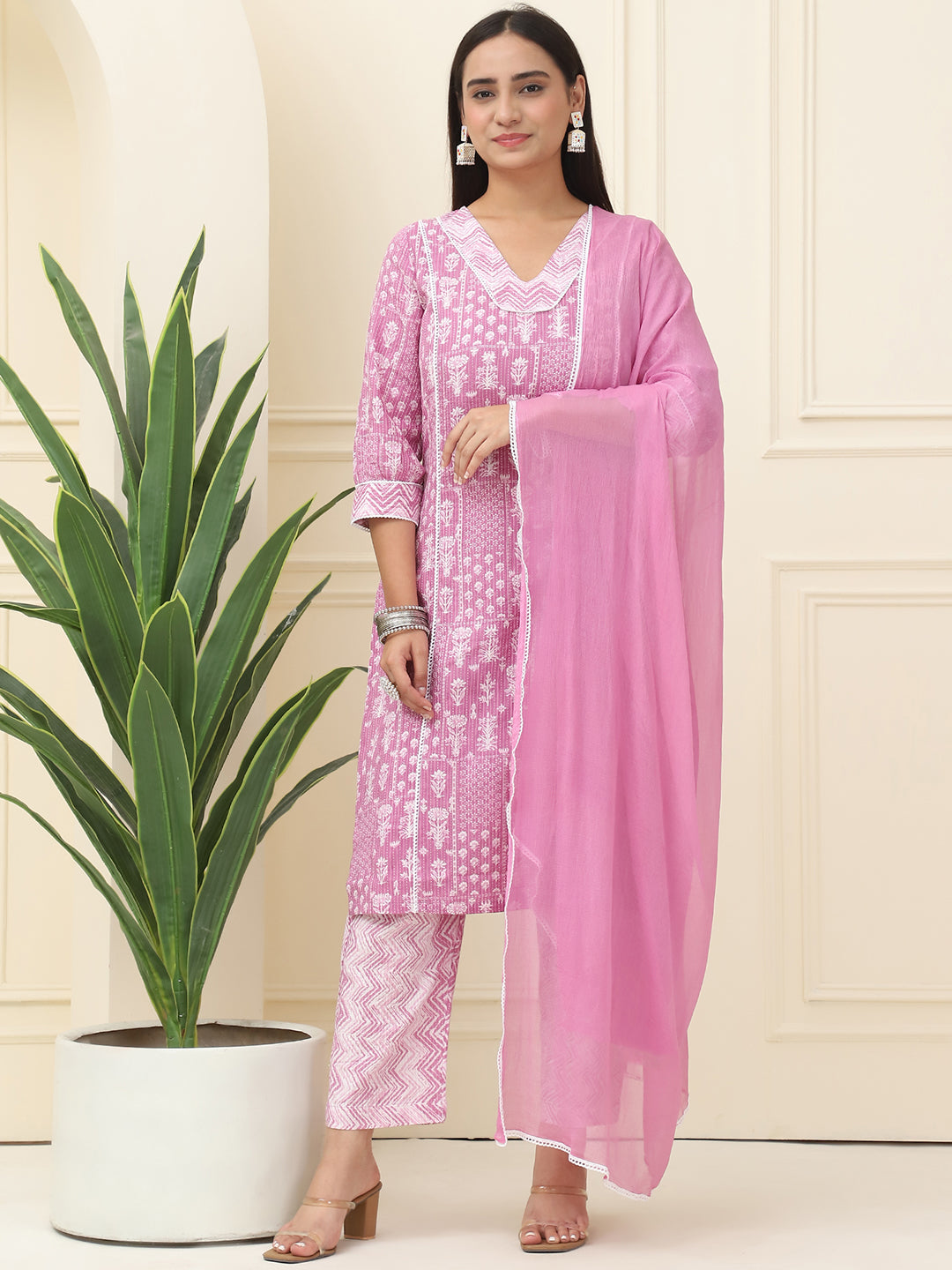 Mauve Floral Printed Pure Cotton Kurta With Trousers & Chiffon Dupatta