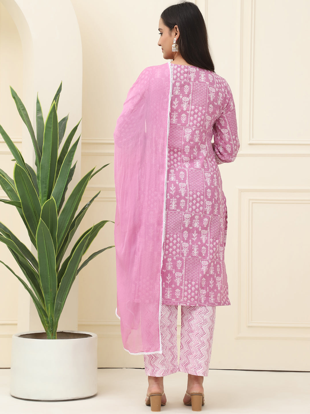 Mauve Floral Printed Pure Cotton Kurta With Trousers & Chiffon Dupatta