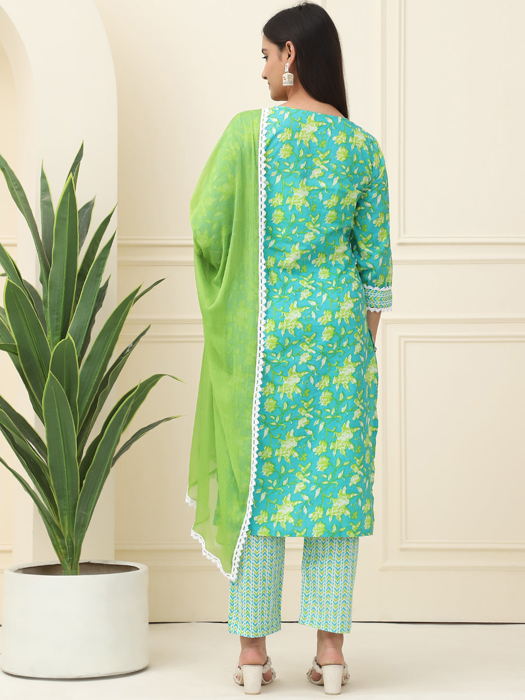 Sea Green Floral Printed Pure Cotton Kurta With Trousers & Chiffon Dupatta