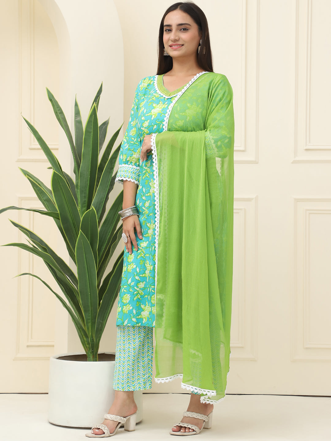 Sea Green Floral Printed Pure Cotton Kurta With Trousers & Chiffon Dupatta