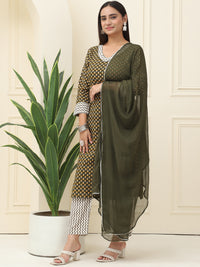 Green Floral Printed Pure Cotton Kurta With Trousers & Chiffon Dupatta