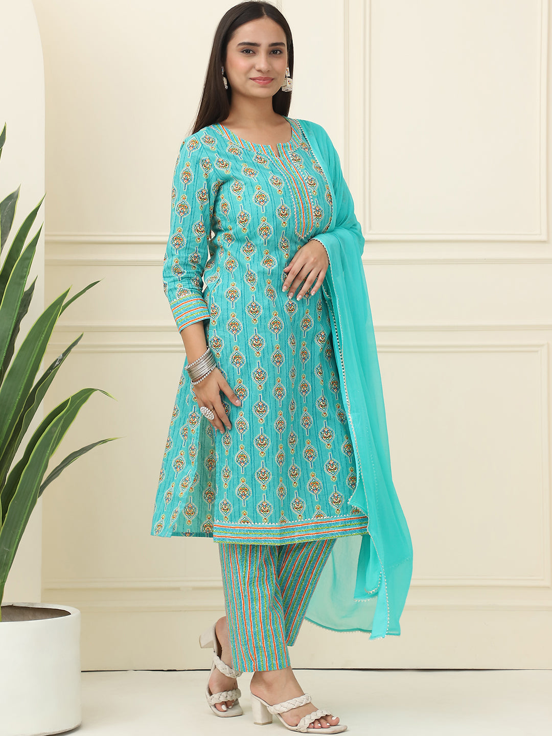 Turquoise Blue Floral Printed Pure Cotton Kurta With Trousers & Chiffon Dupatta