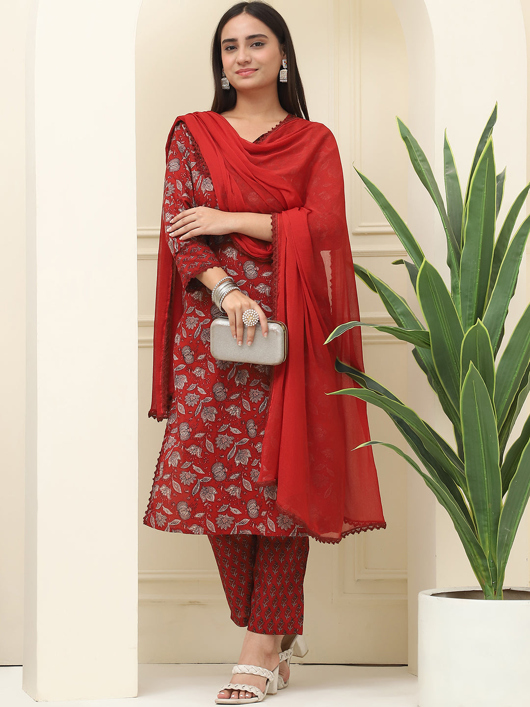 Maroon Floral Printed Pure Cotton Kurta With Trousers & Chiffon Dupatta