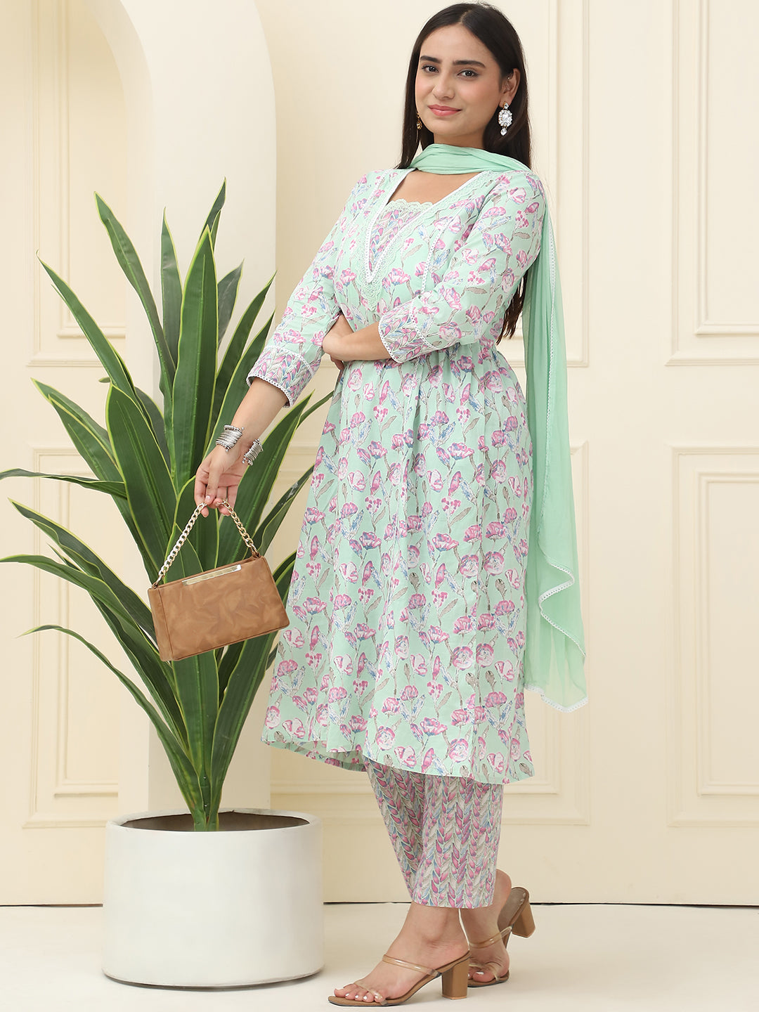 Multi Floral Printed Pure Cotton Kurta With Trousers & Chiffon Dupatta