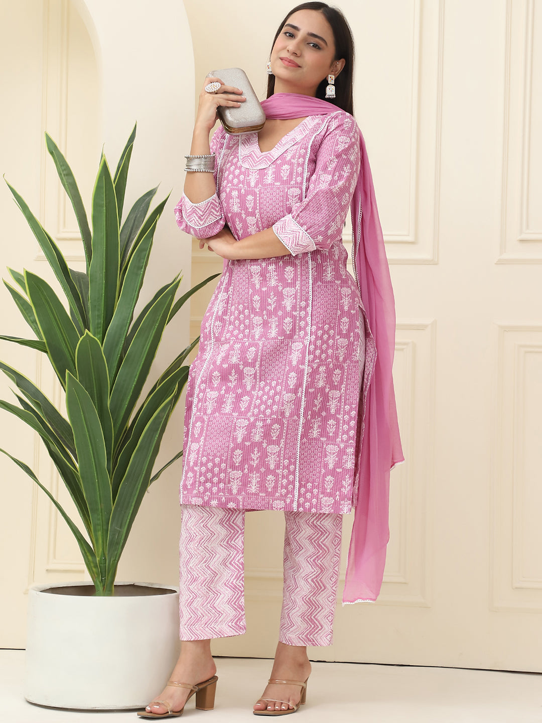 Mauve Floral Printed Pure Cotton Kurta With Trousers & Chiffon Dupatta