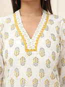 Cream Floral Printed Pure Cotton Kurta With Trousers & Chiffon Dupatta